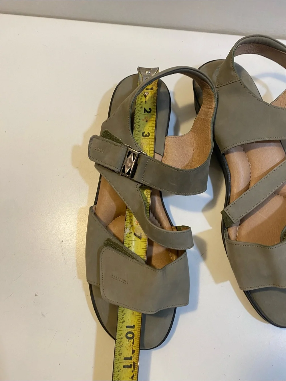 BEUTIFEEL  Olive Green Adjustable Strap Comfort  Sandals Sz 42